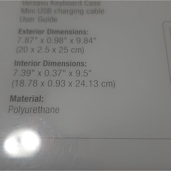 Targus Case with Keyboard for iPad 3rd and 4th Generation. New. Open Box - Picture 4 of 8